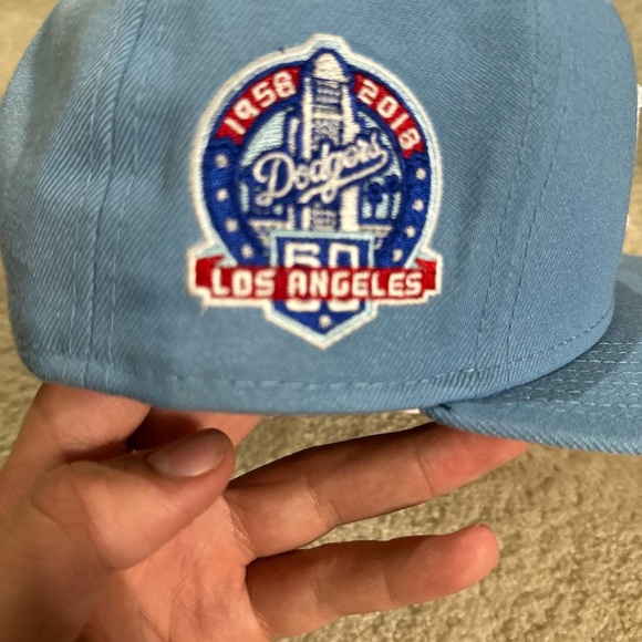 LA dodgers new era hat(light blue and pink) - Picture 4 of 5